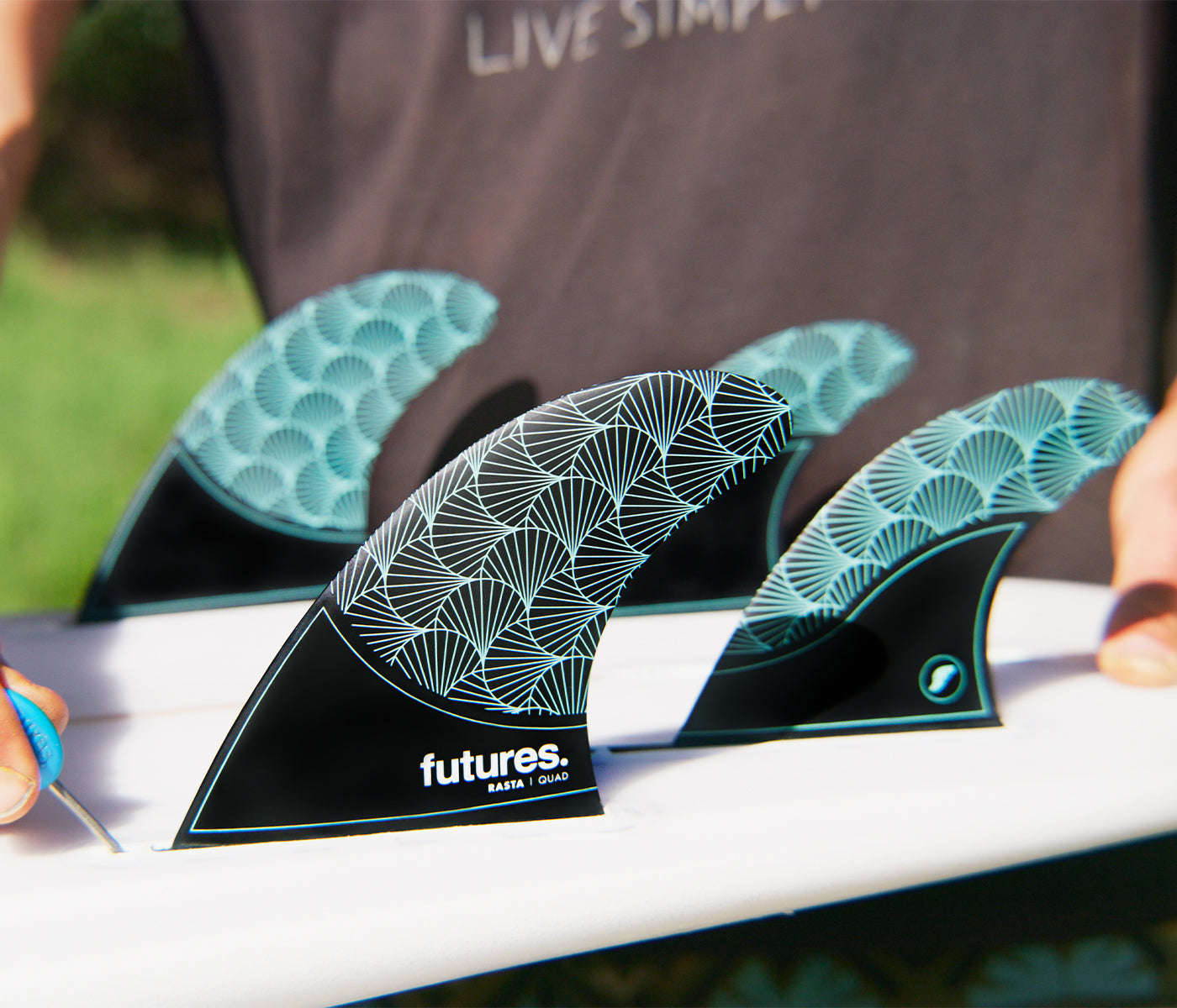 Quilla Futures Rasta Quad Medium
